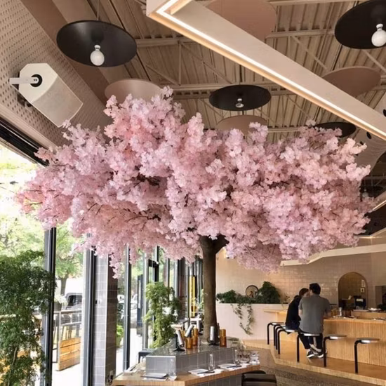 Tavolo Sakura di dimensioni personalizzate per interni ed esterni Grande albero artificiale di fiori di ciliegio rosa per la decorazione di nozze